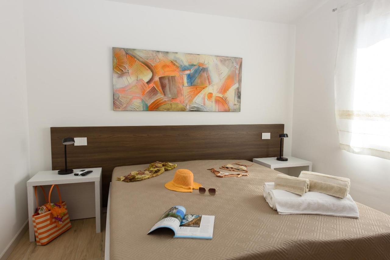 Loft Lungomare Vista Mare E Monti Appartement Àrbatax Buitenkant foto