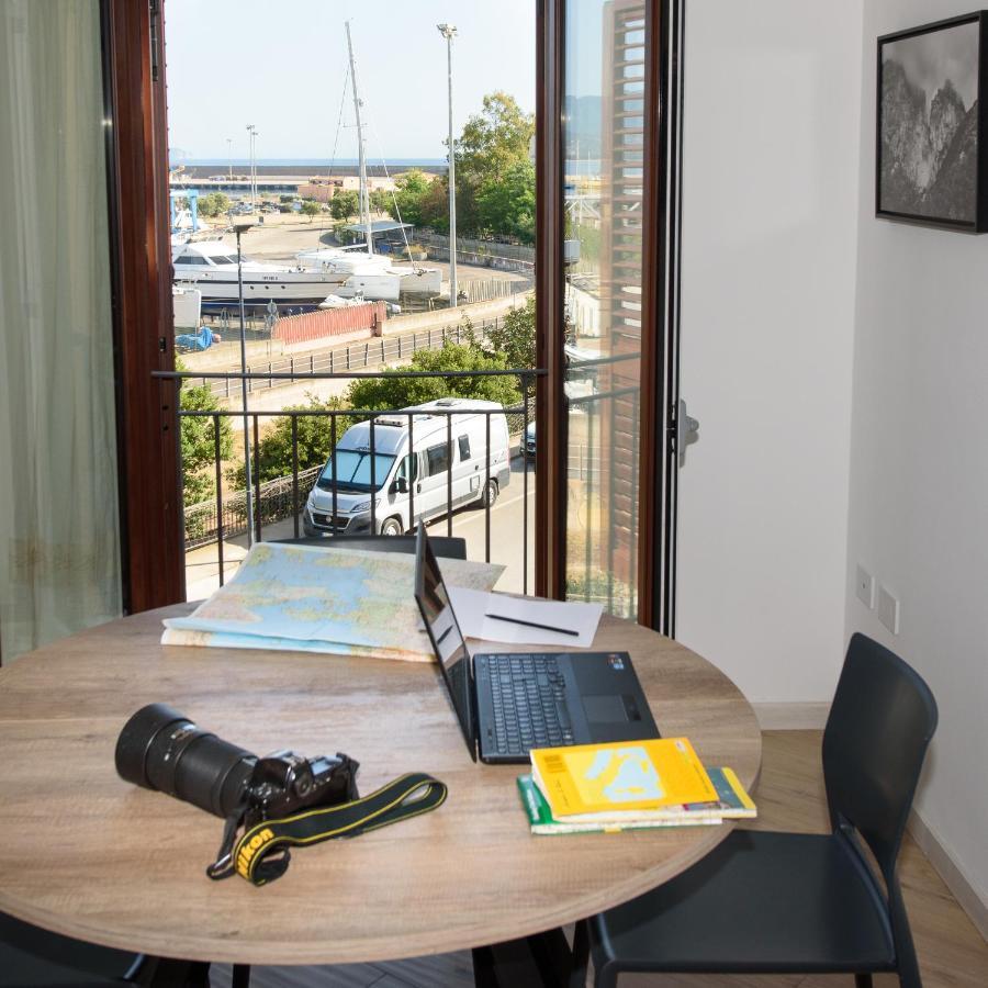 Loft Lungomare Vista Mare E Monti Appartement Àrbatax Buitenkant foto
