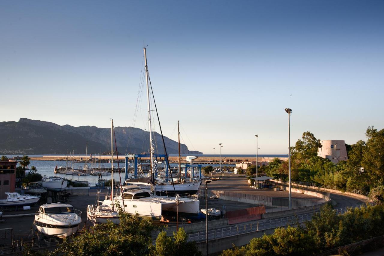 Loft Lungomare Vista Mare E Monti Appartement Àrbatax Buitenkant foto